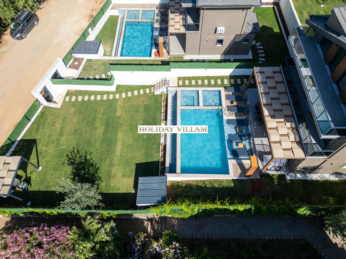 Azure Luxe Villa - Resim #1