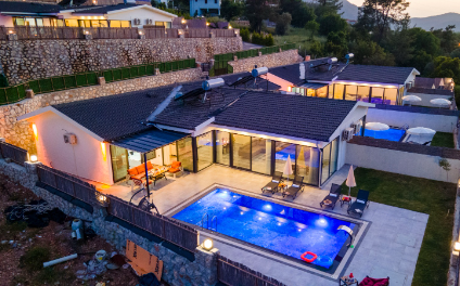 Tunc Villa